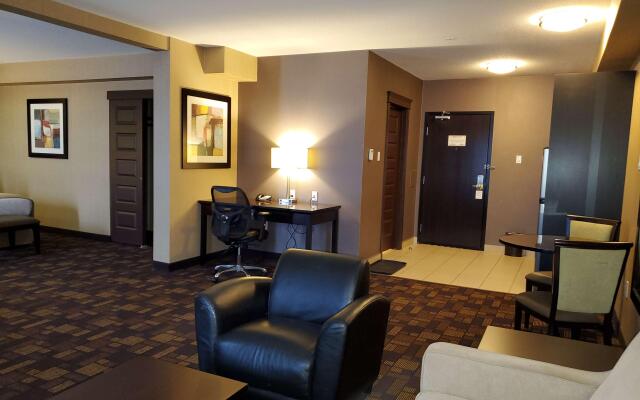 Best Western Plus Fox Creek