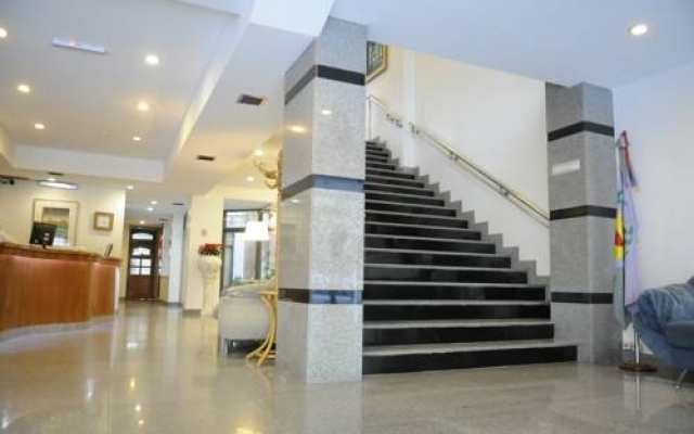 Hotel & Apart Argentino La Plata