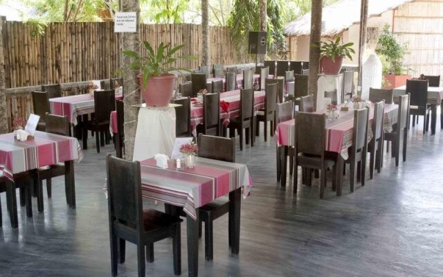 Island French Resort