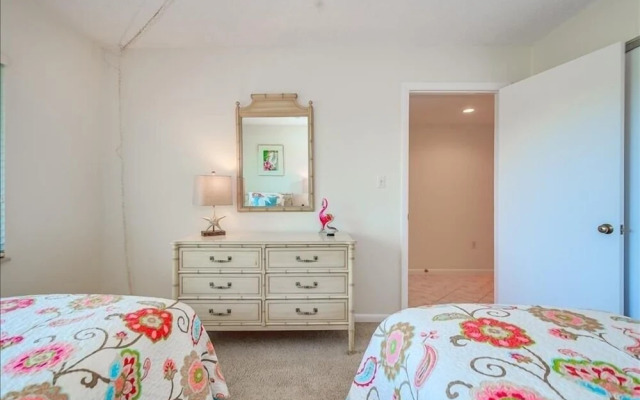 Sea Oats 132 - 2 Br Condo