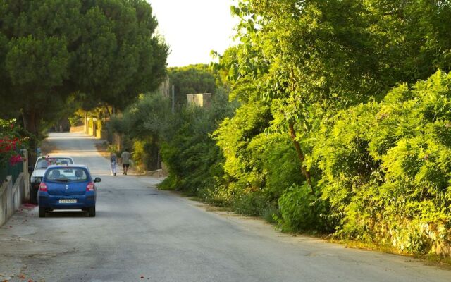 Pyrgaraki Studios and Apartments
