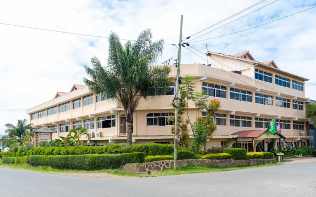 Hillcourt Resort and Spa