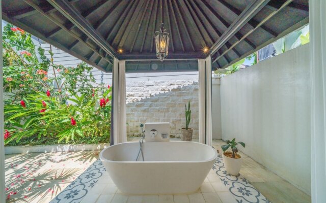 Villa Kelapa Putih