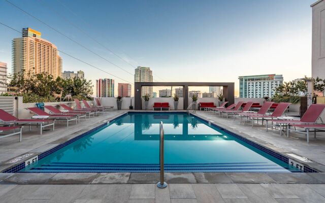 1st Brickell Boutique Residences by Nomad Guru