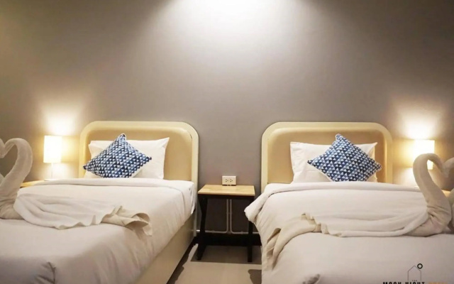 The Moon Night Ao nang Hotel