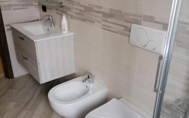 Karina House-check in H 24