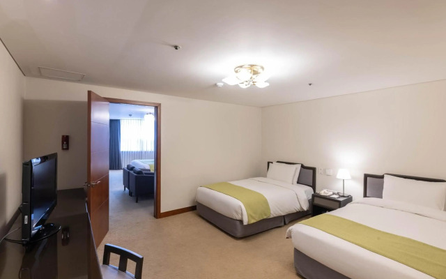 Hotel President
