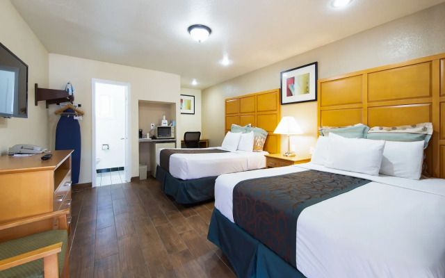 Travelodge by Wyndham Merced Yosemite