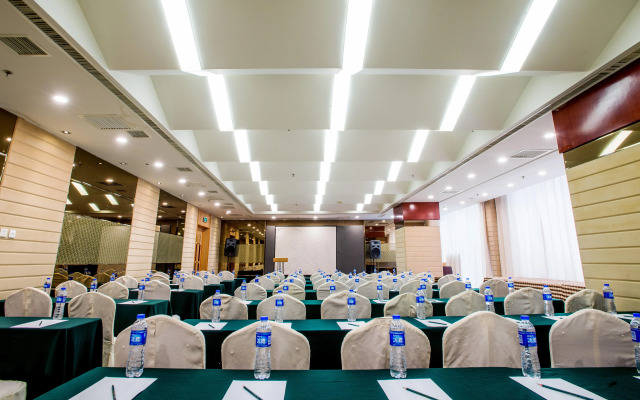 Holiday Inn Express Dalian City Centre by IHG