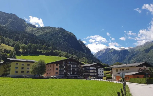 Domizil Alpine Retreat 15 With Balcony