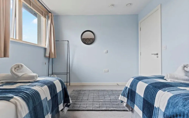Retreat Private Rooftop 3 Bedroom Apartment