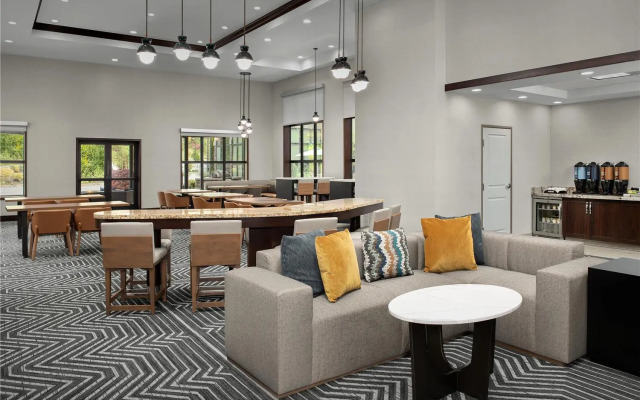 Homewood Suites by Hilton Lynnwood Seattle Everett, WA