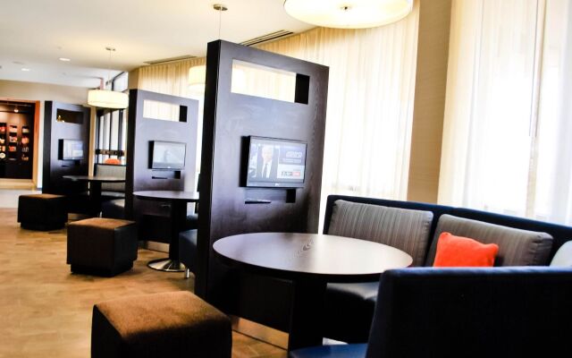 Courtyard by Marriott Salina