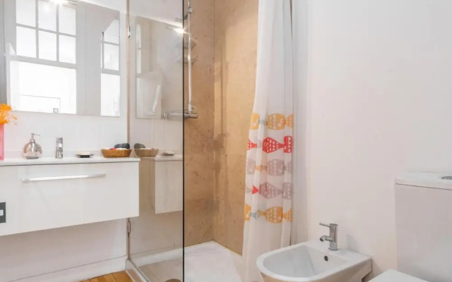 LV Premier Baixa FI Central Balcony Space AC