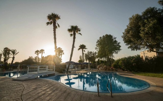 Delfino Beach Hotel