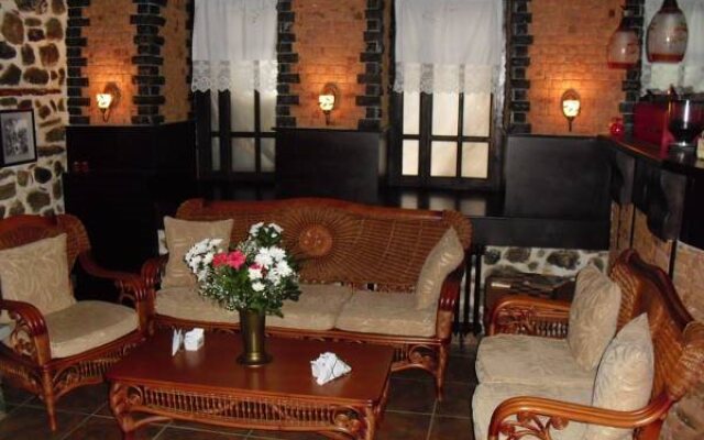 Guest House Bujtina Leon