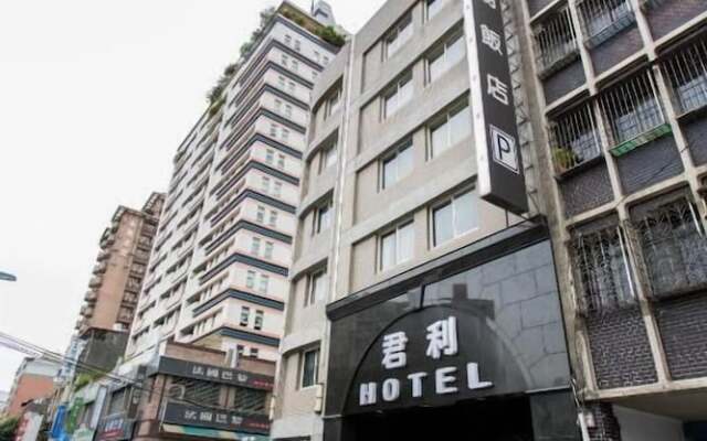 Junli Hotel