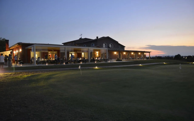 Riva Toscana Golf Resort & SPA