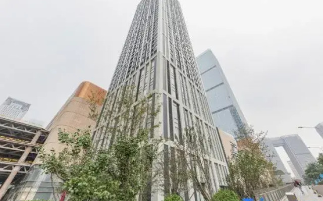Wanxiang Mingjia Hotel (Jinan Olympic Sports Center Wanxiangcheng)
