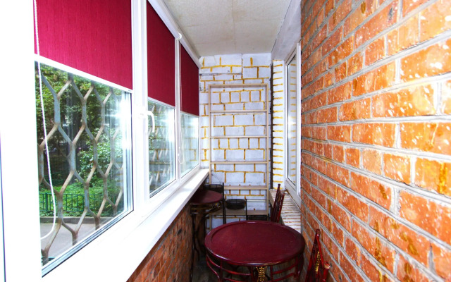 The apartment is available on 3rd Frunzenskaya