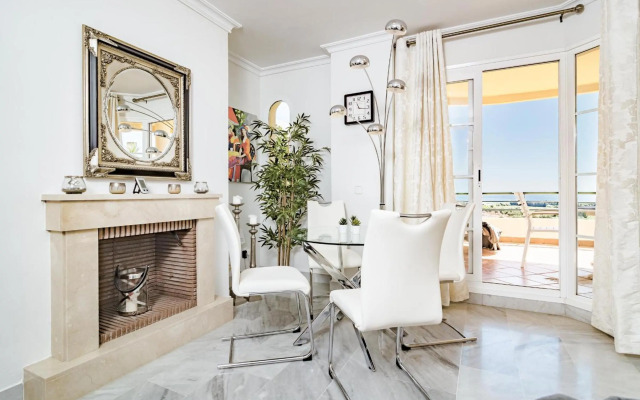 SAA2- comfortable apartment Puerto banus