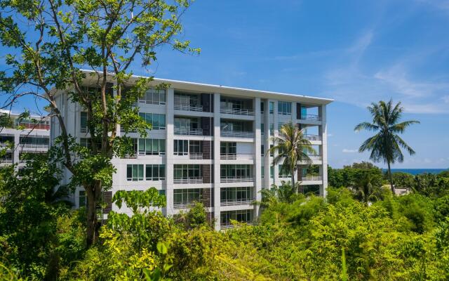 Kh2605 Sea View Penthouse In Karon. Walk To Beach. Restaurants. Bars. Shops