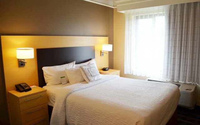 Towneplace Suites by Marriott Harrisburg West/Mechanicsburg