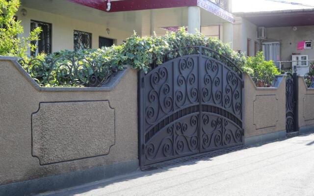 Hotel tamazi