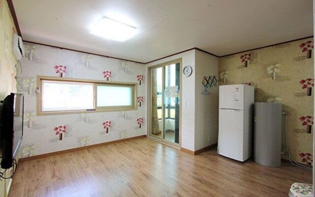 Yeongdeok Songa Pension