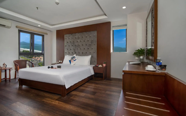 Delicate Hotel