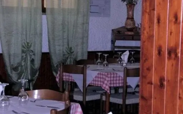 Hotel Rose Garden