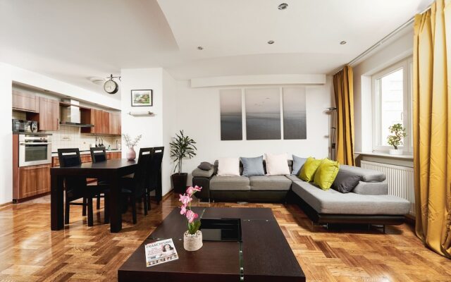 Lumina lux apartment near Złote Tarasy