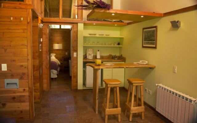 El Aura Lodge