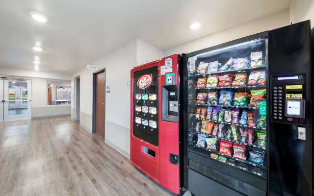 WoodSpring Suites Dallas Plano Central Legacy Drive