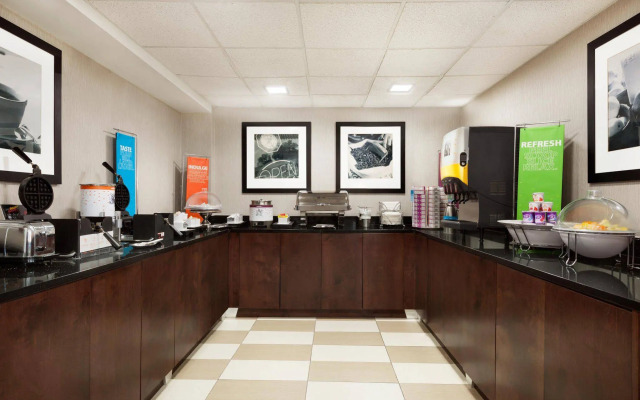 Hampton Inn Waycross