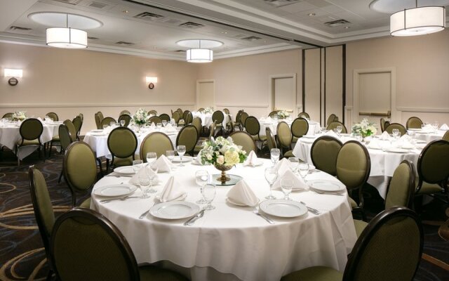 Hilton Kansas City Country Club Plaza