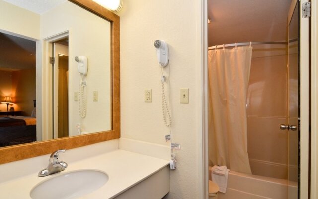 Quality Inn Live Oak