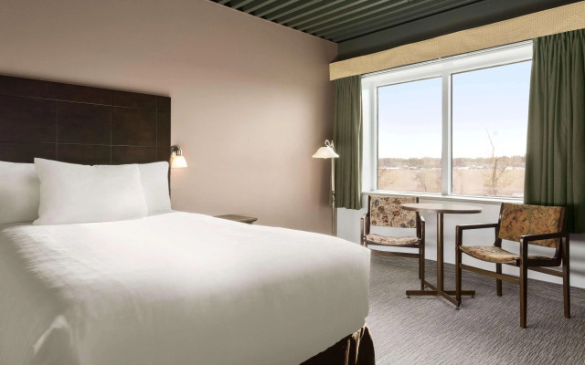 Travelodge by Wyndham Baie-Comeau