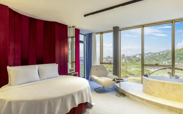 Rossi Luxury Hotel