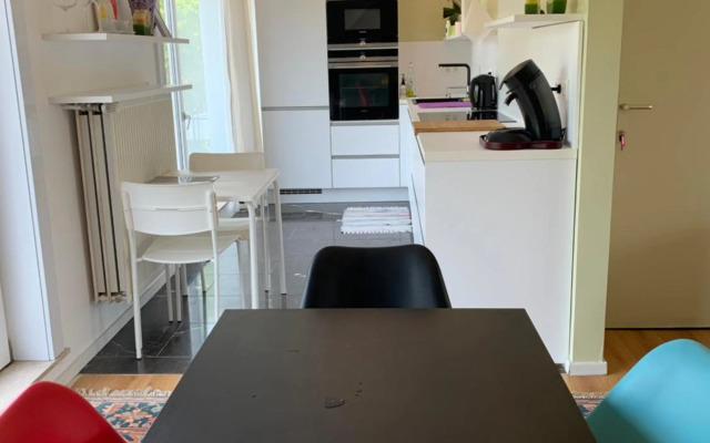 Studio Poppies balcony free Parking