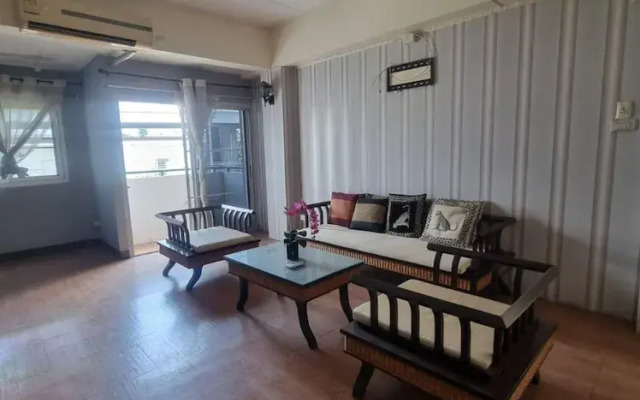 OYO 75460 BaanSang Place Suvarnabhumi
