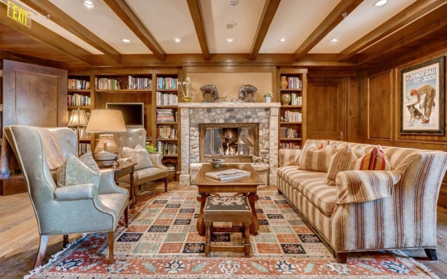 1-#42 4BD One Willow Bridge Road
