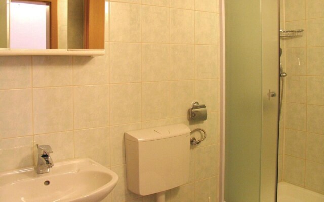 Amazing Home in Klenovica With Wifi and 2 Bedrooms