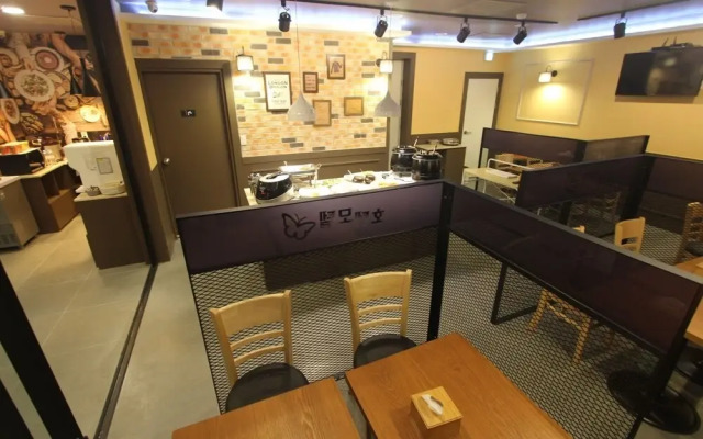 Andong Hotel Gateun Motel
