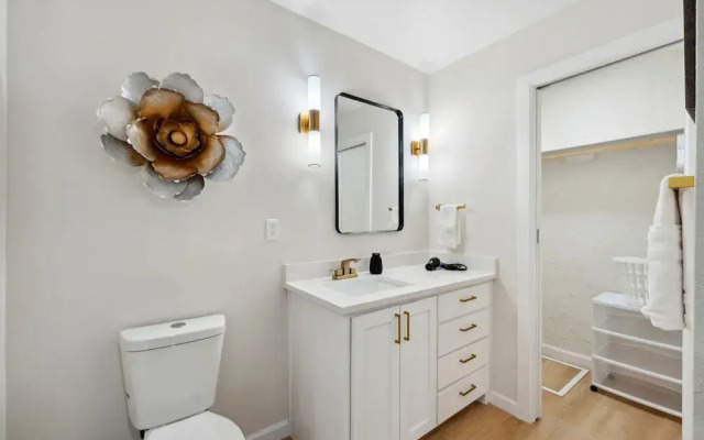 Misha: 434 Marilu Street, Richardson