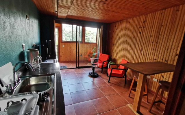 Miztli Lodge & Adventures