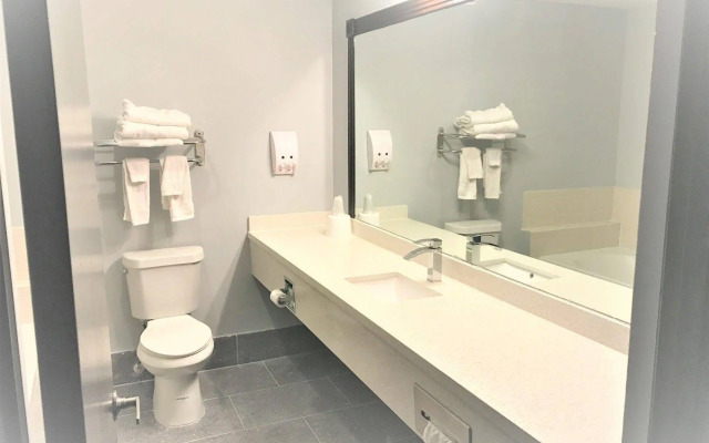 Blue Bay Inn and Suites