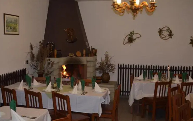 Csani Panzio Es Etterem
