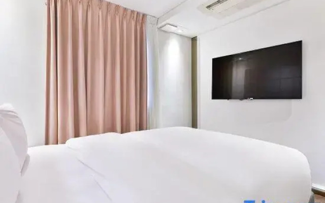 Sillim Dominique Hotel