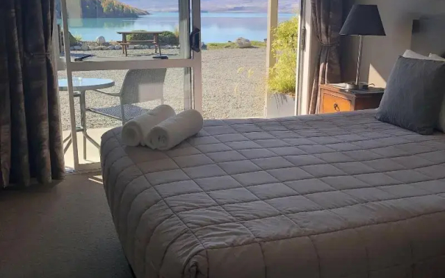 Lakes Edge Holiday Park